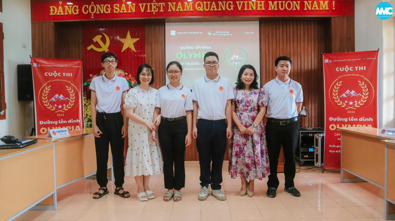 Nhấn để phóng to